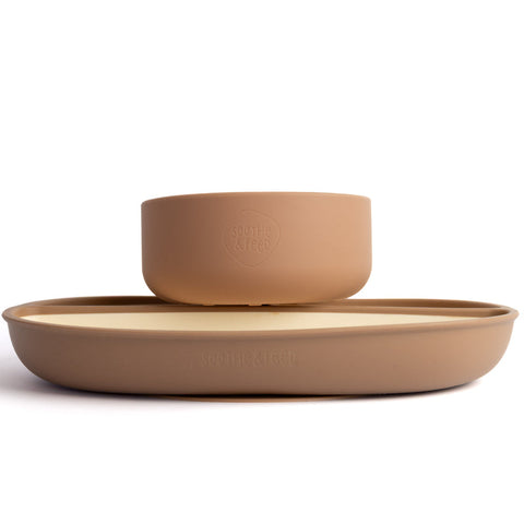 Soothe & Feed Two-Tone Bowl & Plate Set